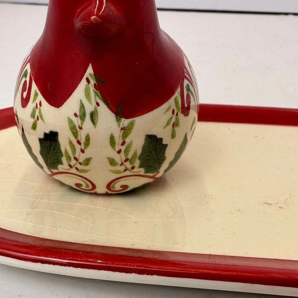Red Cardinal Bird Ceramic Salt and Pepper Shaker Set‎ with Tray Christmas Holly